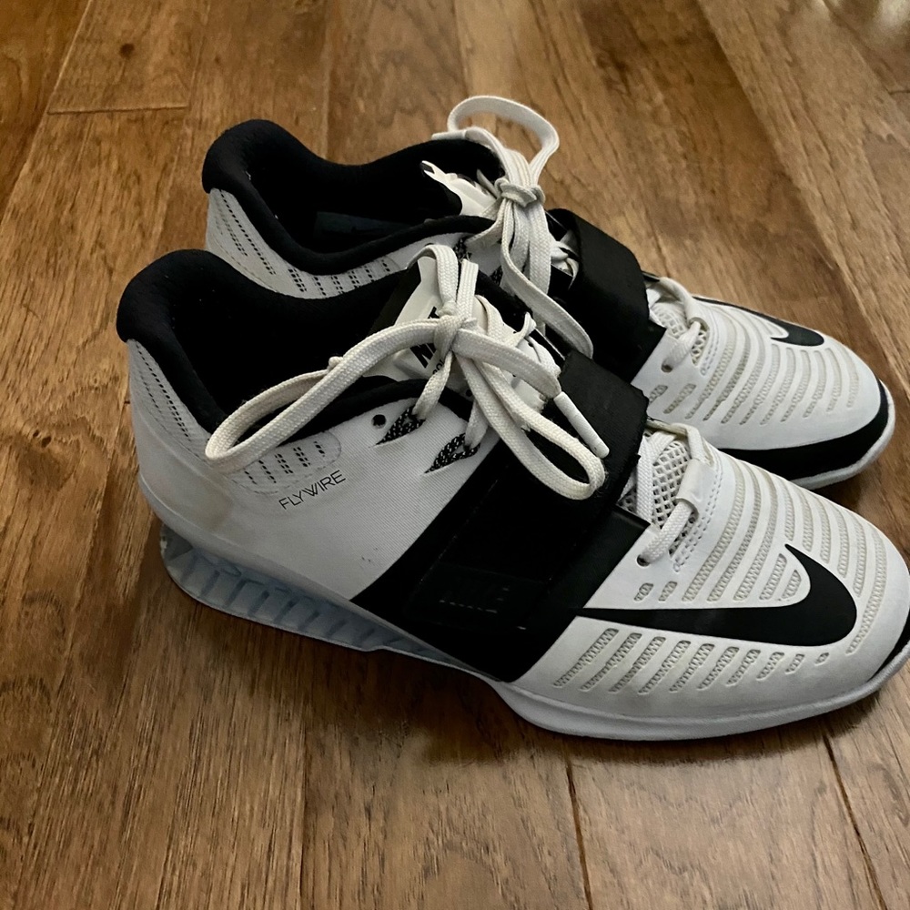 Nike Women Romaleos Weightlifting Lifter shoes 8
